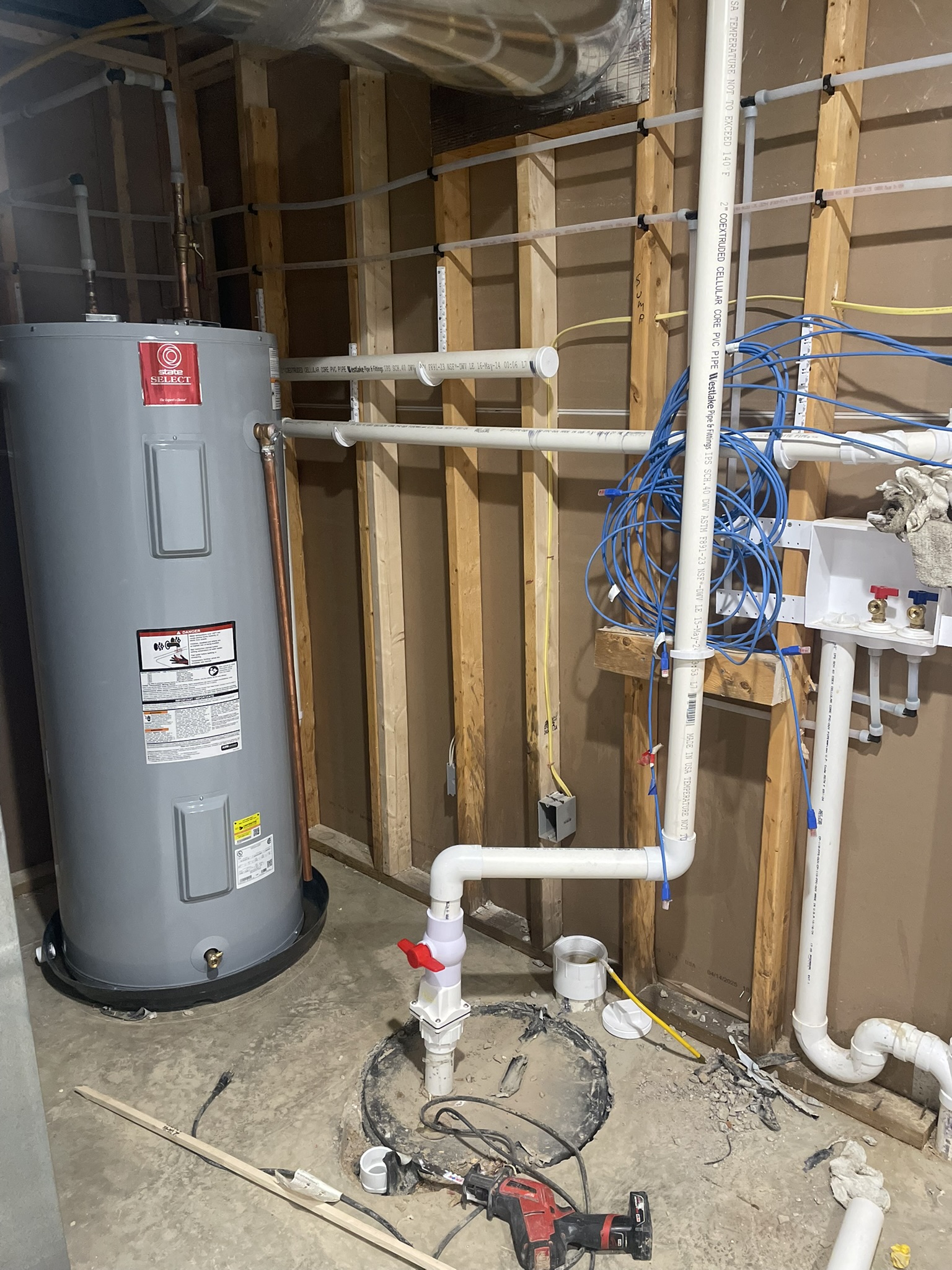 Installed water heater with clean piping